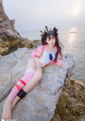 他用嘴巴含着我奶头吸没感觉_BD韩语在线观看视频